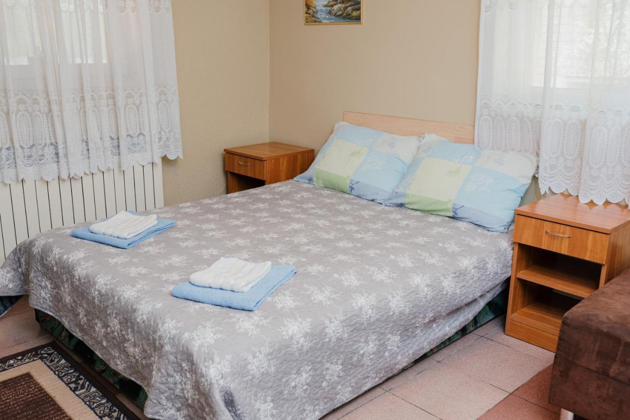 Vila Verona Sobe Palić Exterior foto