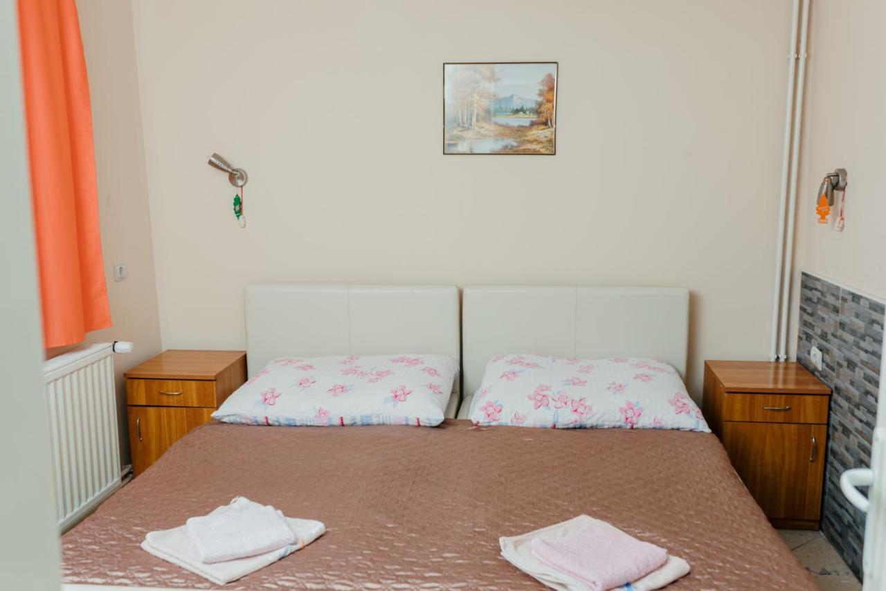Vila Verona Sobe Palić Exterior foto