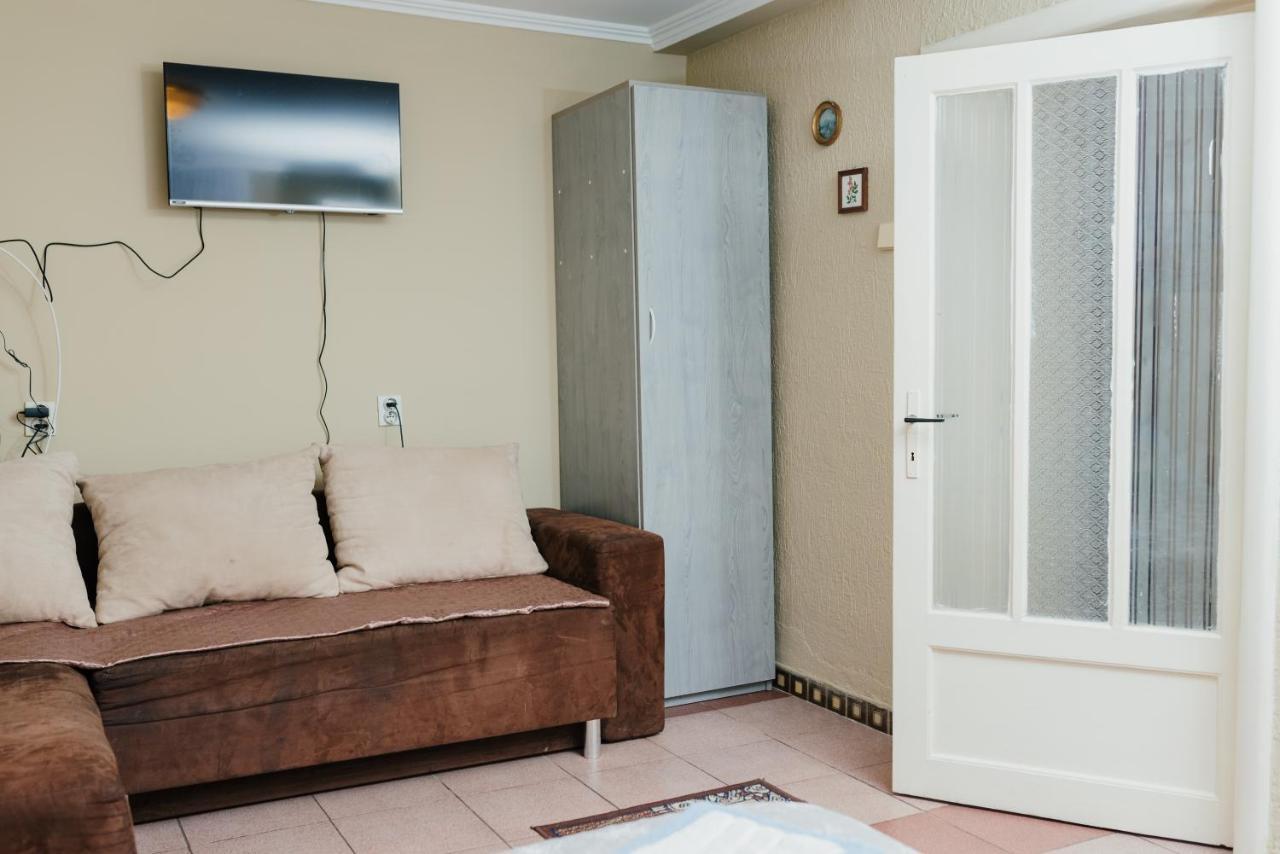 Vila Verona Sobe Palić Exterior foto